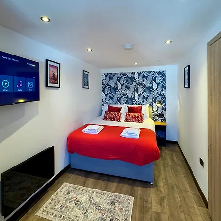 Cosy Apartment Near The Sea And Town Centre With Parking Llandudno Exterior photo