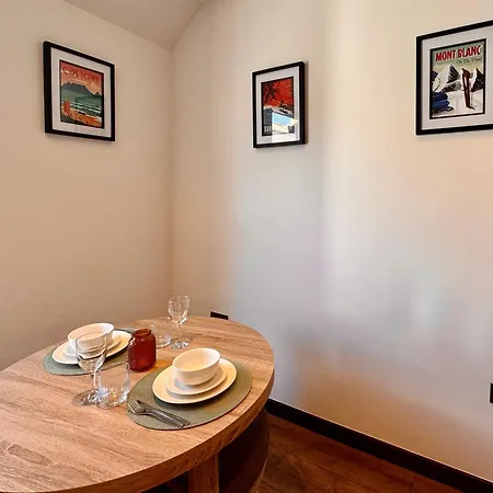 Cosy Apartment Near The Sea And Town Centre With Parking Llandudno Exterior photo