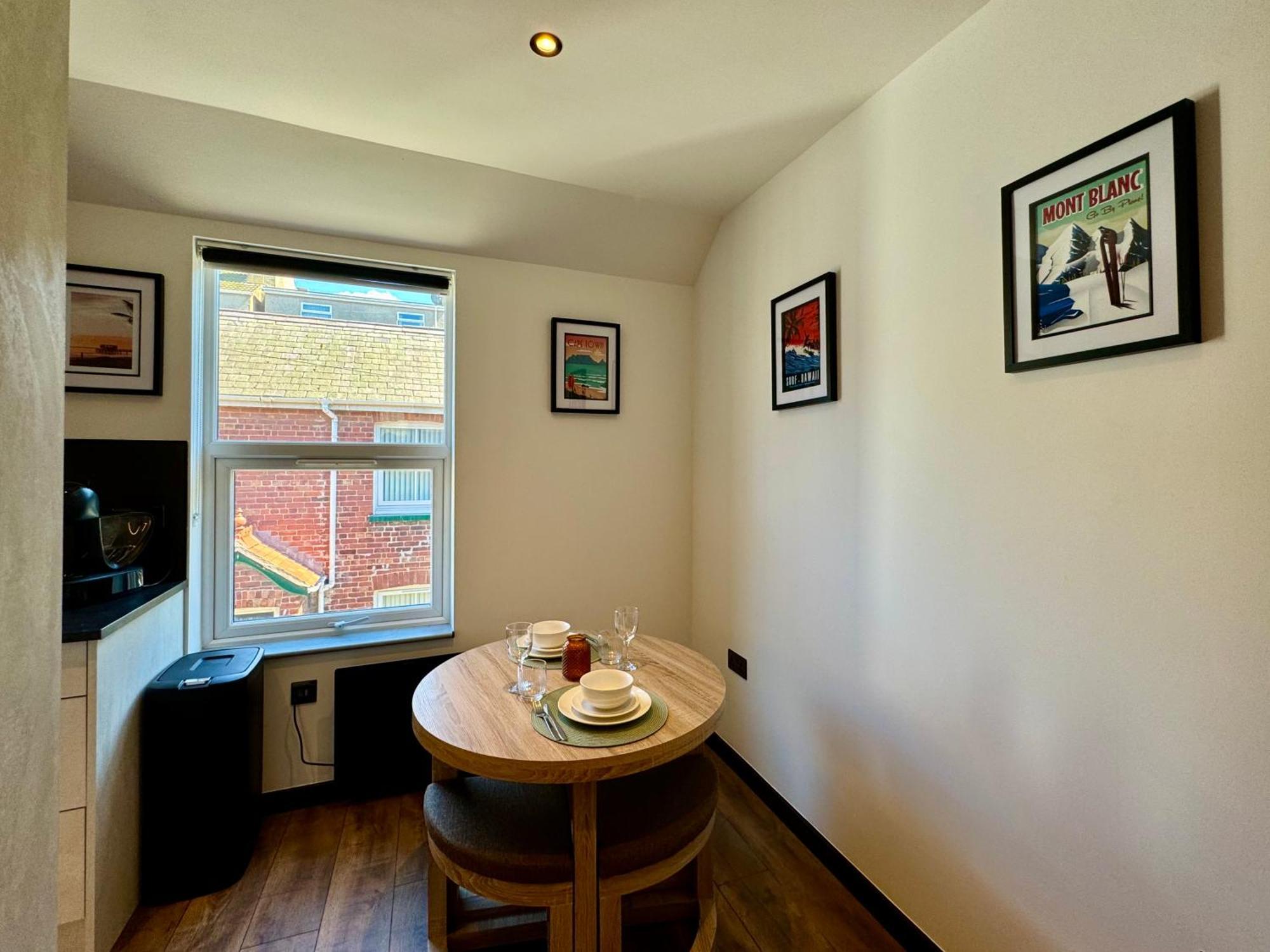 Cosy Near The Sea And Town Centre With Parking Apartment *