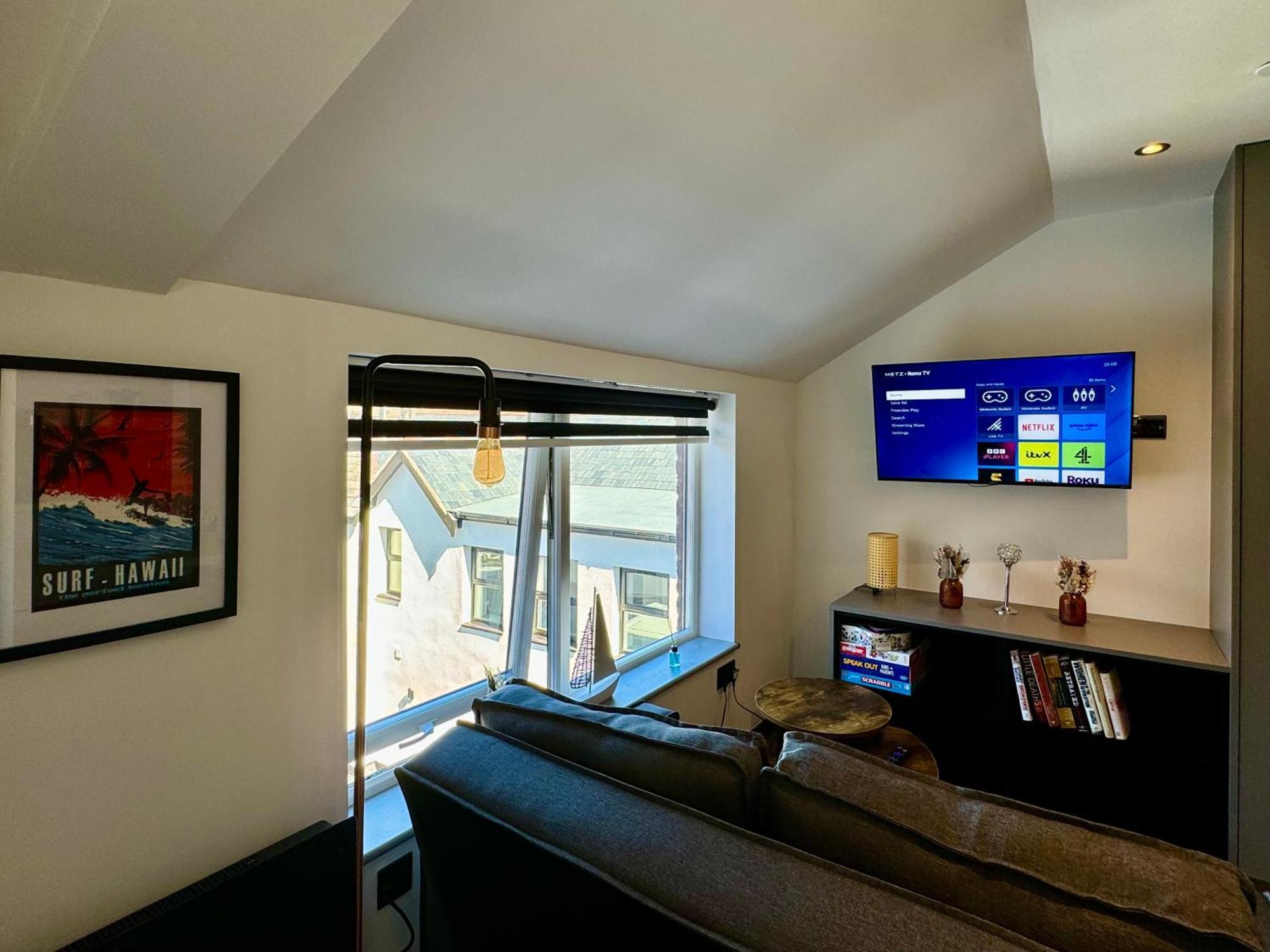 Cosy Near The Sea And Town Centre With Parking Apartment Llandudno