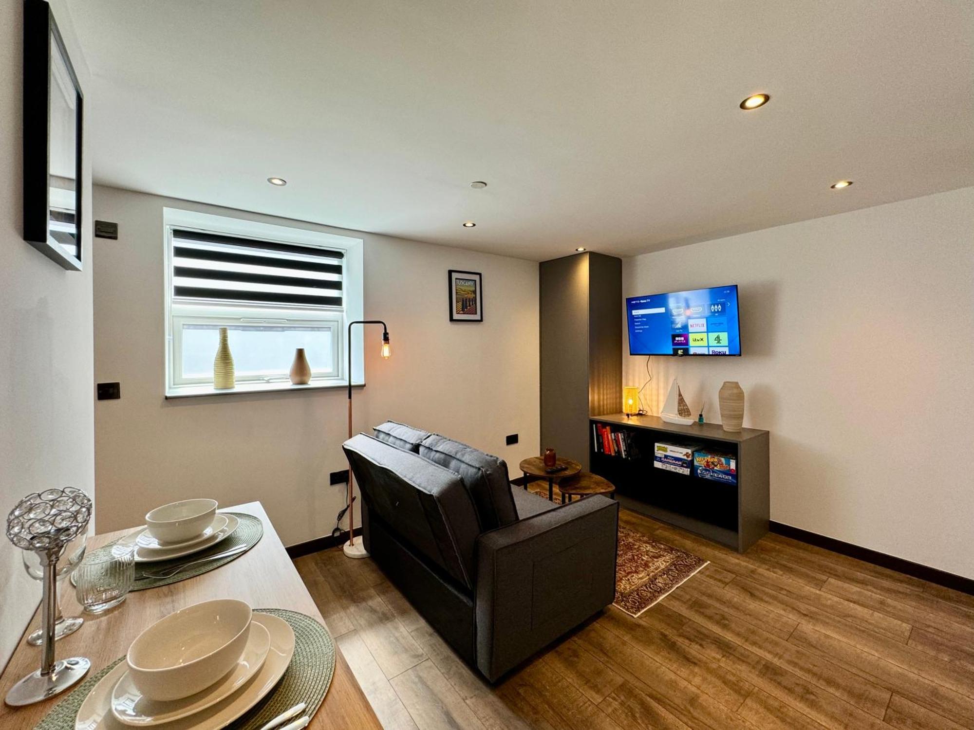 Cosy Near The Sea And Town Centre With Parking * Llandudno