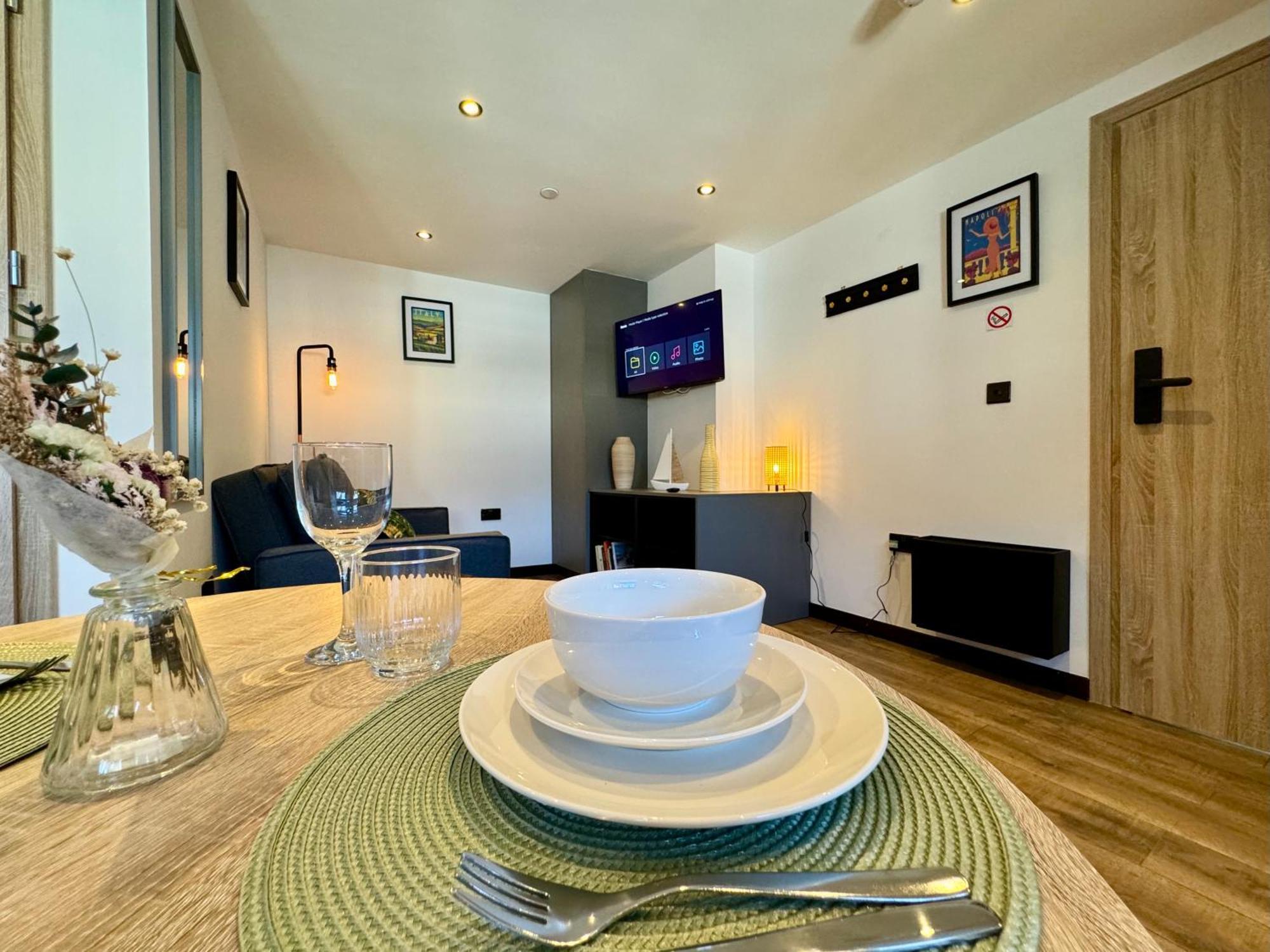 Cosy Near The Sea And Town Centre With Parking Apartment *