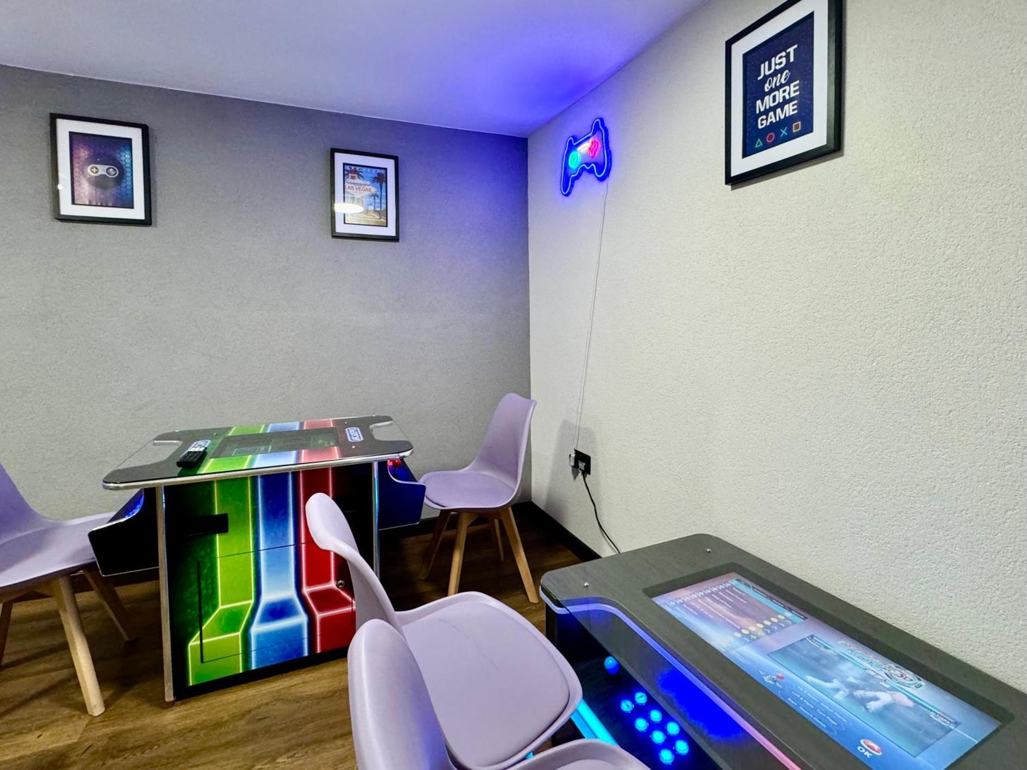 Cosy Near The Sea And Town Centre With Parking Llandudno
